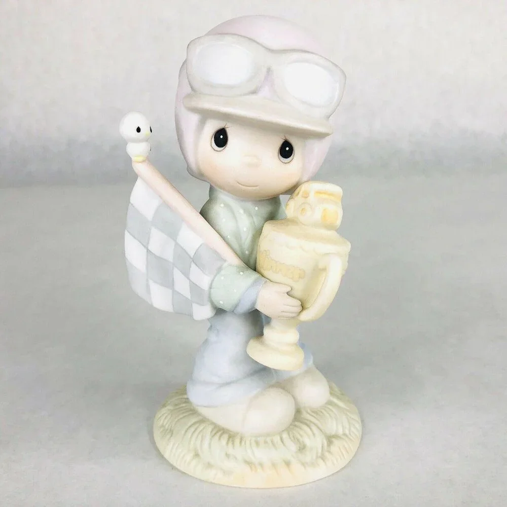 1984 Precious Moments Collector Club Trust in the Lord to‎ the Finish Figurine